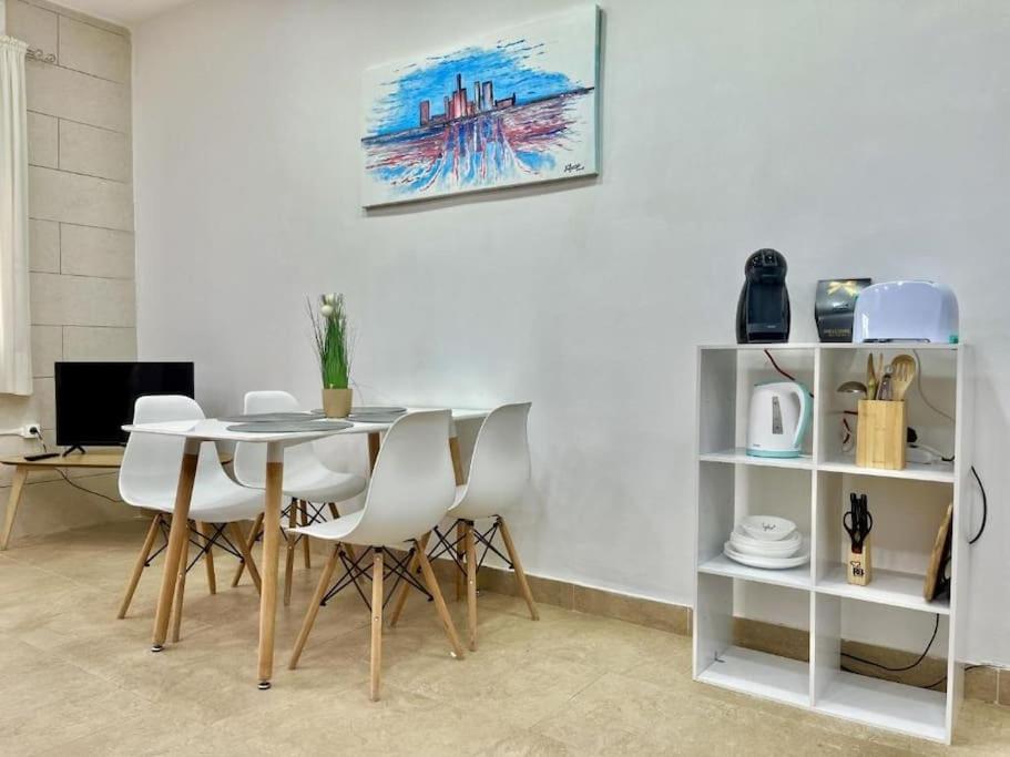 Carpediem Apart Alicante Centro Bajo A المظهر الخارجي الصورة